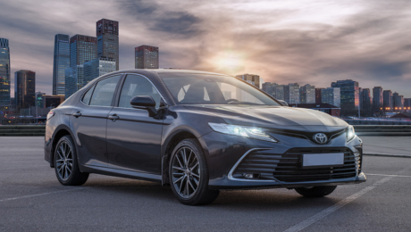 <span style="font-weight: bold;">Toyota Camry Elegance</span><br>